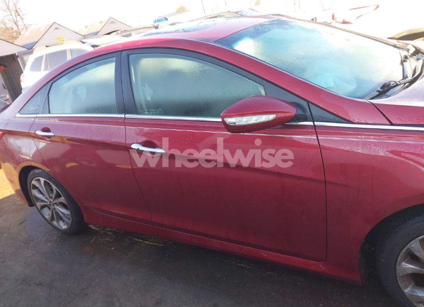 Photo 14 of 2014 Hyundai Sonata SE 2.0T (VIN 5NPEC4AB9EH884664)