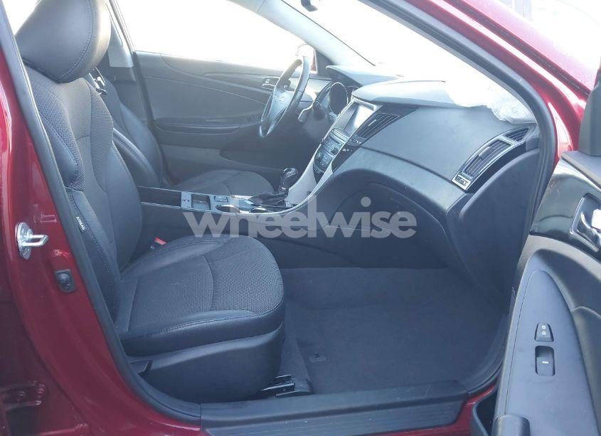 Photo 5 of 2014 Hyundai Sonata SE 2.0T (VIN 5NPEC4AB9EH884664)