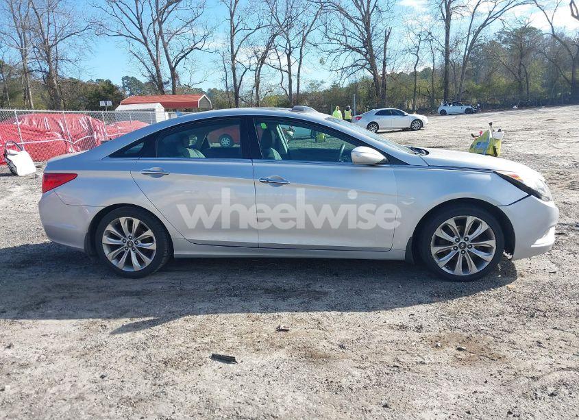 Photo 13 of 2011 Hyundai Sonata SE 2.0T (VIN 5NPEC4ABXBH204797)