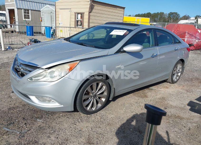 Photo 2 of 2011 Hyundai Sonata SE 2.0T (VIN 5NPEC4ABXBH204797)