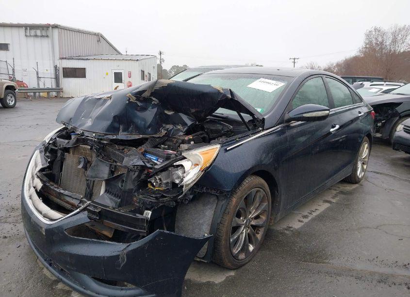 Photo 2 of 2011 Hyundai Sonata LIMITED 2.0T (VIN 5NPEC4ABXBH237346)