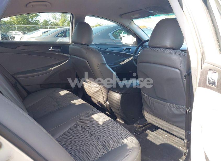 Photo 8 of 2011 Hyundai Sonata SE 2.0T (VIN 5NPEC4ABXBH266250)