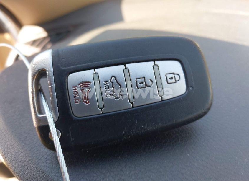 Photo 11 of 2011 Hyundai Sonata LIMITED 2.0T (VIN 5NPEC4ABXBH300848)