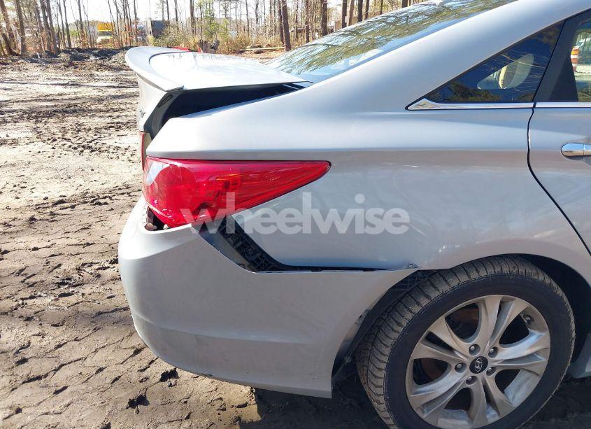 Photo 13 of 2011 Hyundai Sonata LIMITED 2.0T (VIN 5NPEC4ABXBH300848)