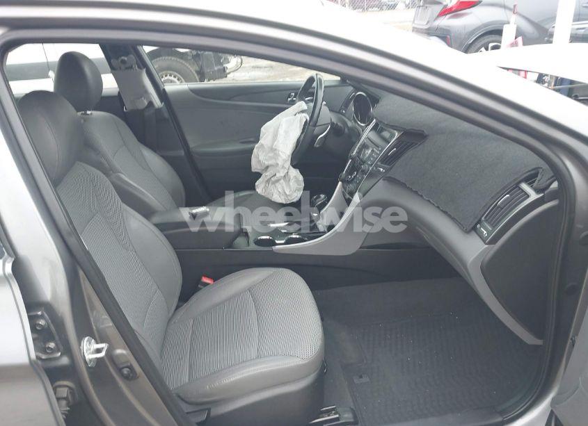 Photo 5 of 2012 Hyundai Sonata SE 2.0T (VIN 5NPEC4ABXCH389905)