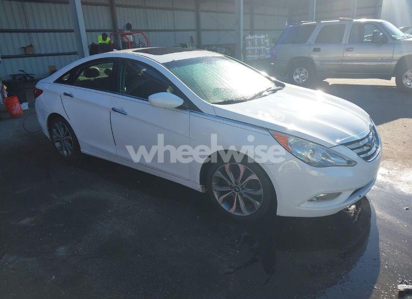 2013 Hyundai Sonata SE 2.0T (VIN 5NPEC4ABXDH757484) main photo