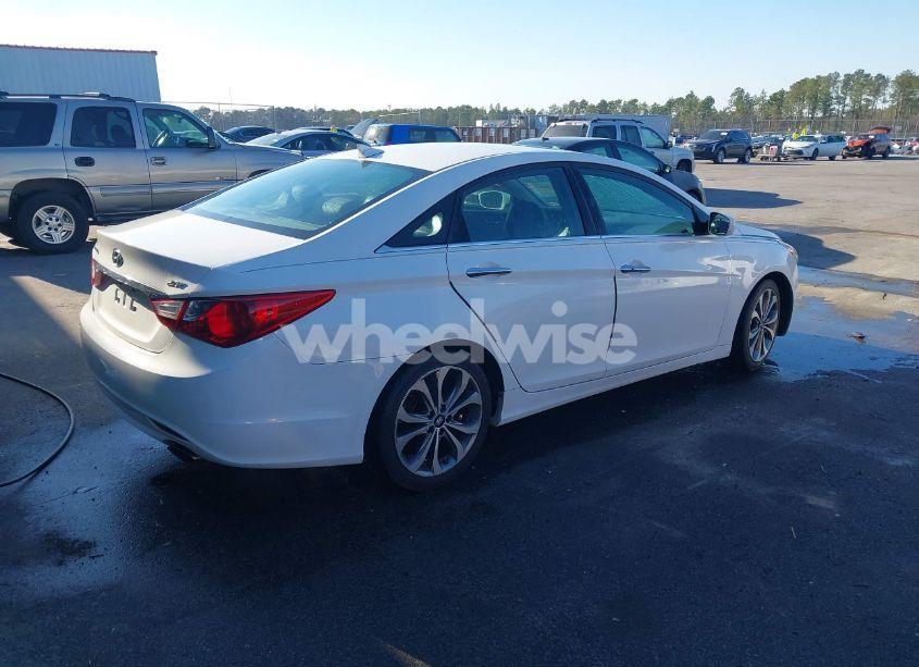 Photo 4 of 2013 Hyundai Sonata SE 2.0T (VIN 5NPEC4ABXDH757484)