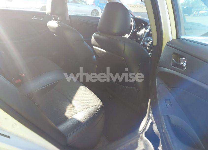 Photo 8 of 2013 Hyundai Sonata SE 2.0T (VIN 5NPEC4ABXDH757484)