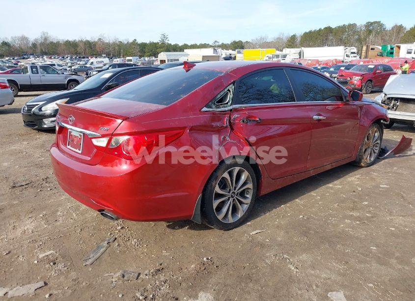 Photo 4 of 2013 Hyundai Sonata SE 2.0T (VIN 5NPEC4ABXDH785303)