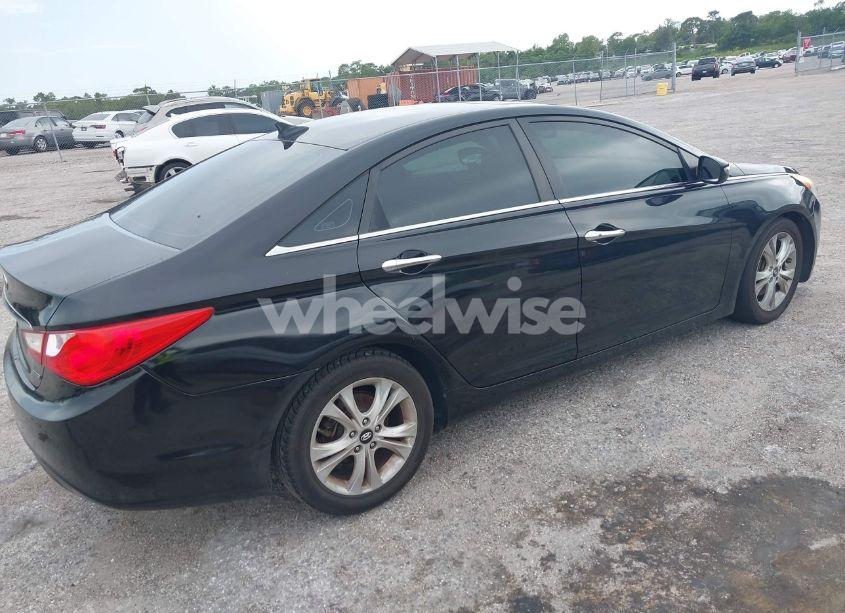 Photo 4 of 2011 Hyundai Sonata LIMITED (VIN 5NPEC4AC0BH001698)