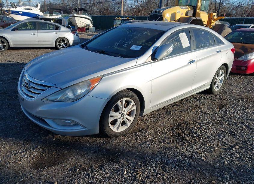 Photo 2 of 2011 Hyundai Sonata LIMITED (VIN 5NPEC4AC0BH022079)