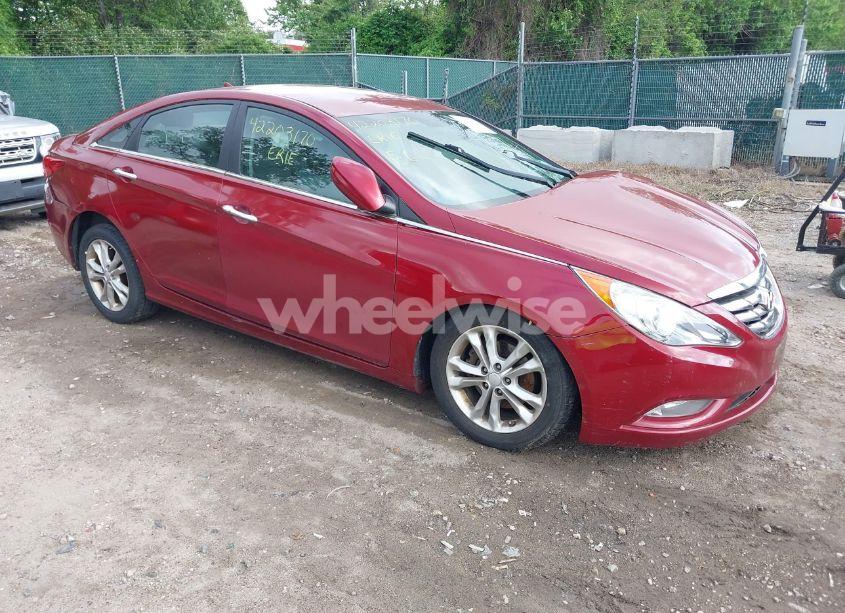2011 Hyundai Sonata SE (VIN 5NPEC4AC0BH117094) main photo