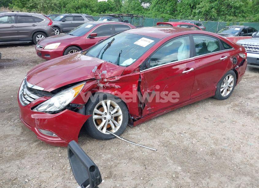 Photo 2 of 2011 Hyundai Sonata SE (VIN 5NPEC4AC0BH117094)