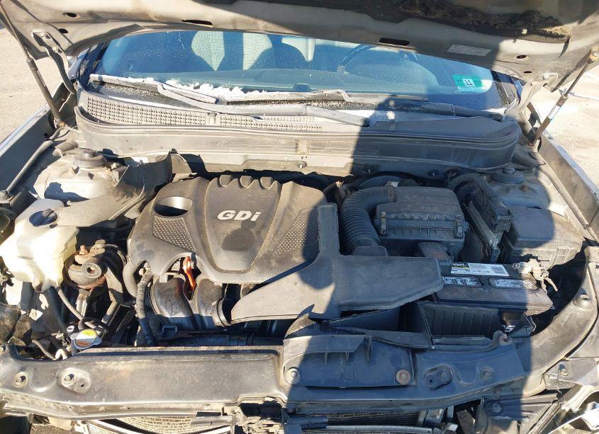 Photo 10 of 2011 Hyundai Sonata SE (VIN 5NPEC4AC0BH153545)