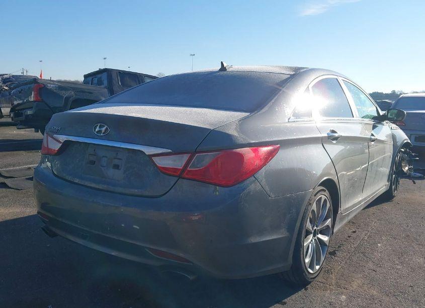 Photo 4 of 2011 Hyundai Sonata SE (VIN 5NPEC4AC0BH153545)