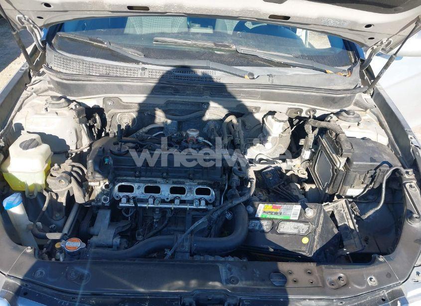 Photo 10 of 2011 Hyundai Sonata SE (VIN 5NPEC4AC0BH159023)