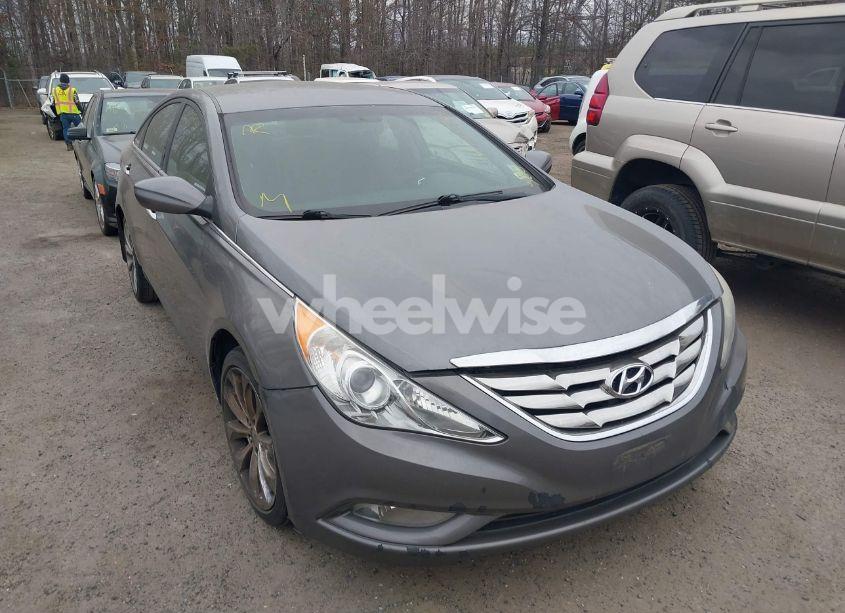 2011 Hyundai Sonata SE (VIN 5NPEC4AC0BH204249) main photo