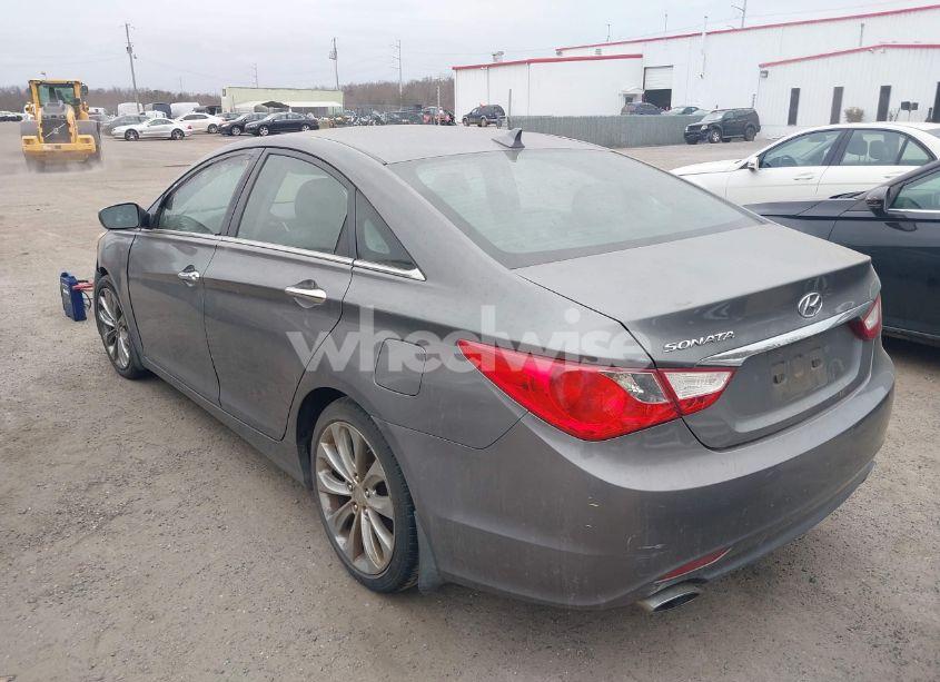 Photo 3 of 2011 Hyundai Sonata SE (VIN 5NPEC4AC0BH204249)