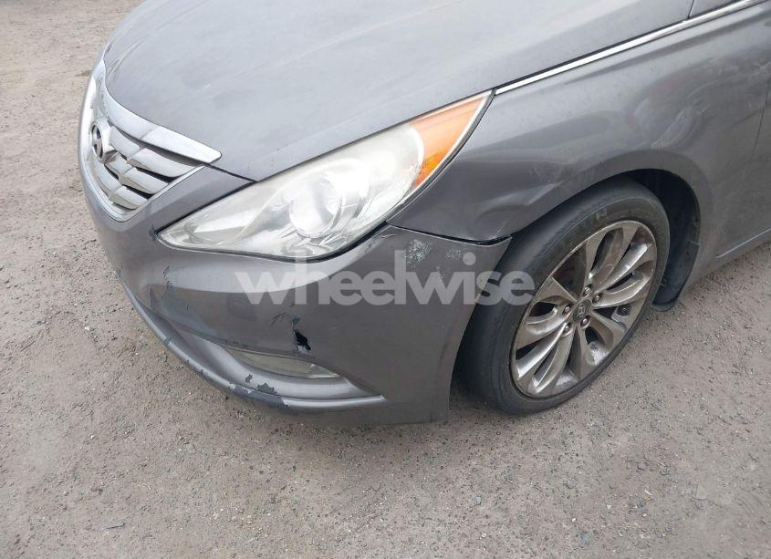 Photo 6 of 2011 Hyundai Sonata SE (VIN 5NPEC4AC0BH204249)