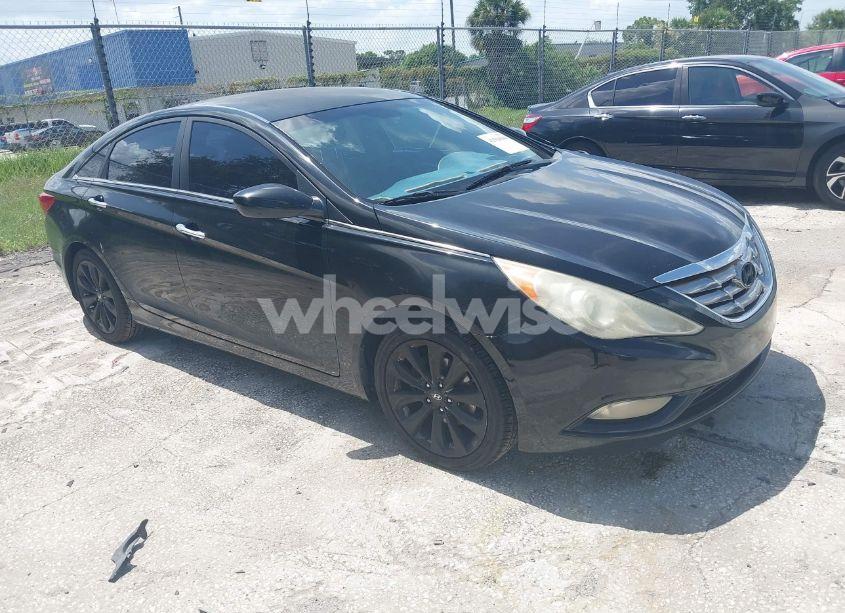 2011 Hyundai Sonata SE (VIN 5NPEC4AC0BH245044) main photo