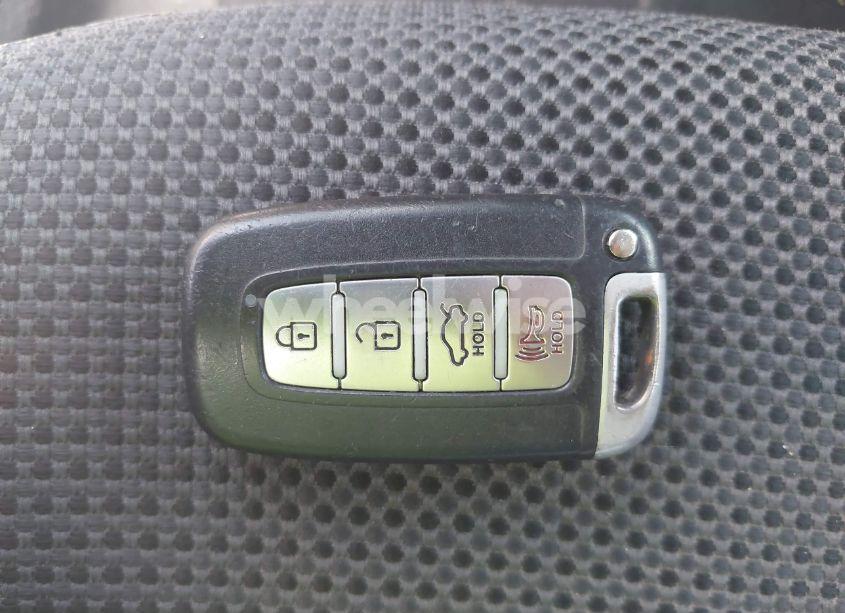 Photo 11 of 2011 Hyundai Sonata SE (VIN 5NPEC4AC0BH245044)