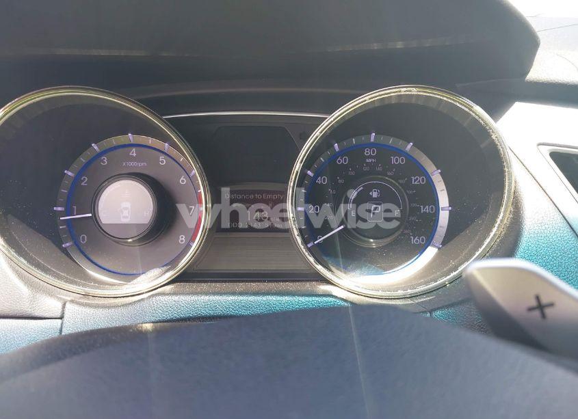 Photo 7 of 2011 Hyundai Sonata SE (VIN 5NPEC4AC0BH245044)