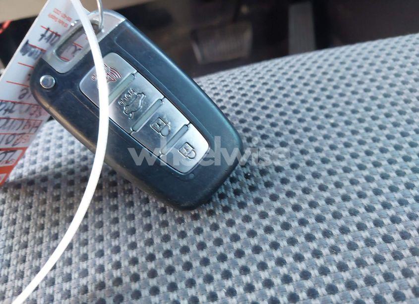 Photo 11 of 2011 Hyundai Sonata SE (VIN 5NPEC4AC0BH259199)