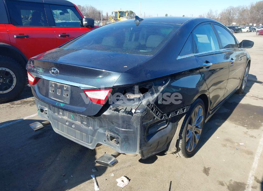 Photo 4 of 2011 Hyundai Sonata SE (VIN 5NPEC4AC0BH259199)