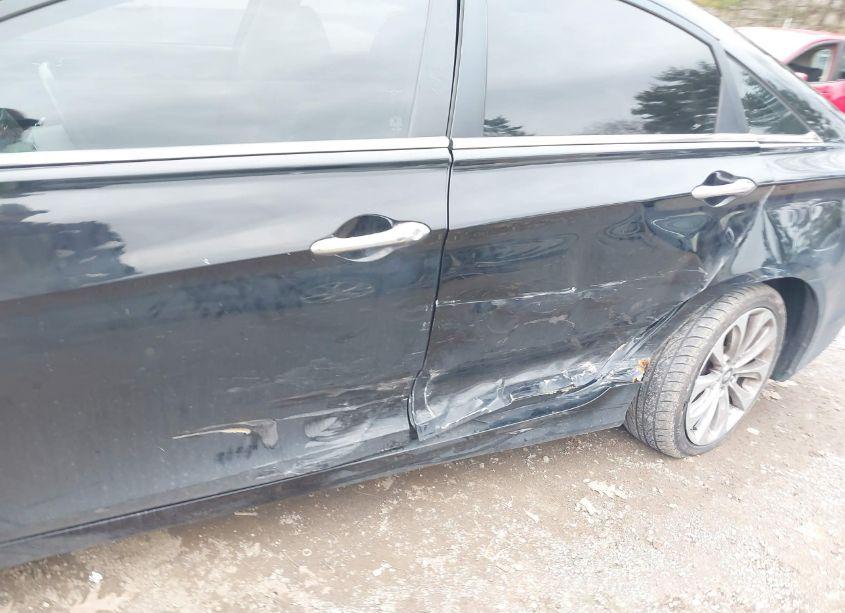 Photo 6 of 2011 Hyundai Sonata SE (VIN 5NPEC4AC0BH262684)