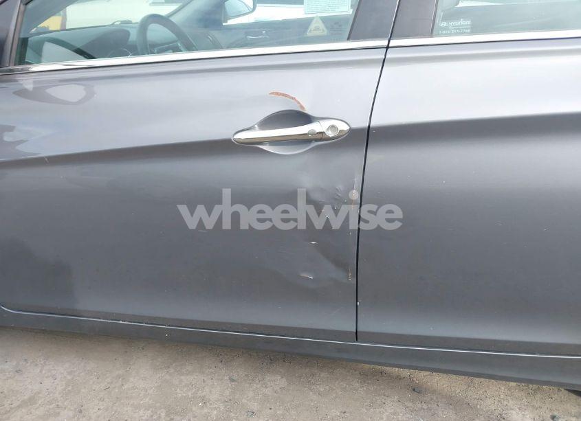 Photo 6 of 2011 Hyundai Sonata LIMITED (VIN 5NPEC4AC0BH263902)