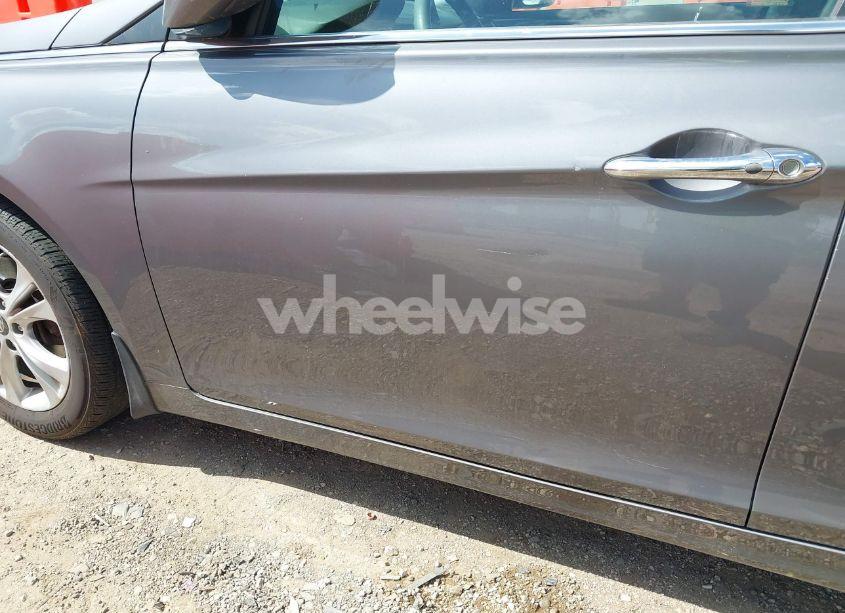 Photo 12 of 2011 Hyundai Sonata LIMITED (VIN 5NPEC4AC0BH290341)