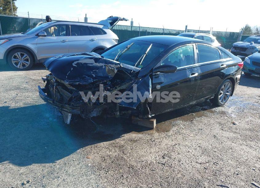 Photo 2 of 2011 Hyundai Sonata SE (VIN 5NPEC4AC0BH302536)