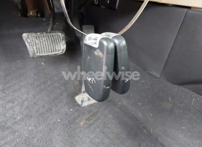 Photo 11 of 2012 Hyundai Sonata LIMITED (VIN 5NPEC4AC0CH351933)