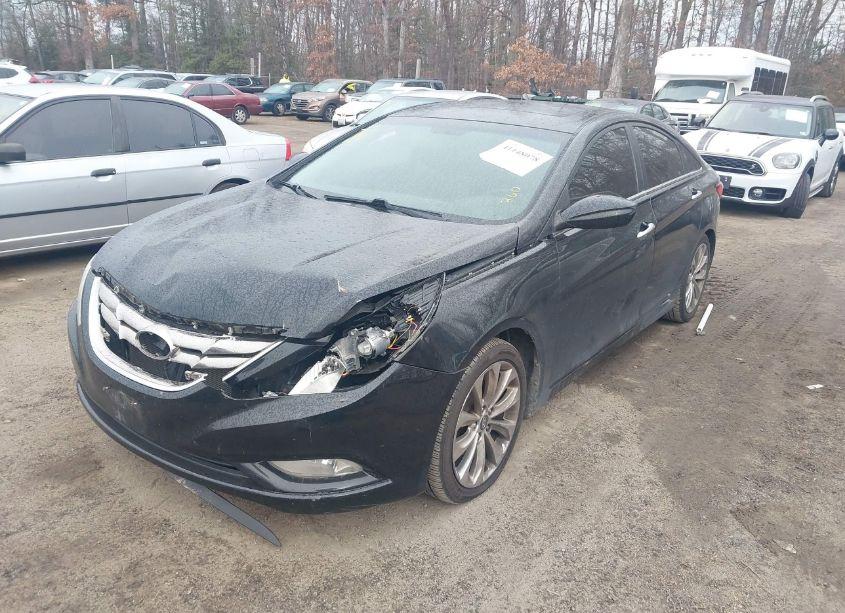 Photo 2 of 2012 Hyundai Sonata SE (VIN 5NPEC4AC0CH380946)