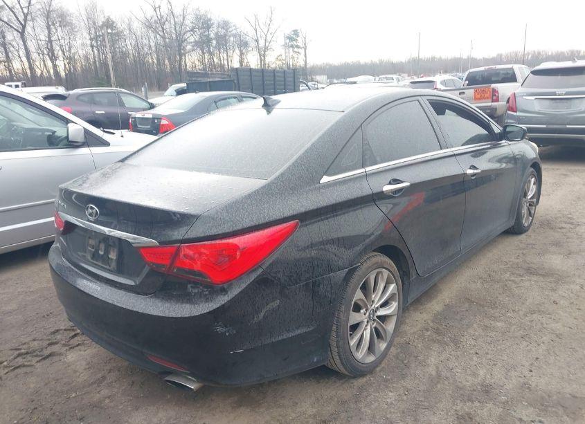 Photo 4 of 2012 Hyundai Sonata SE (VIN 5NPEC4AC0CH380946)