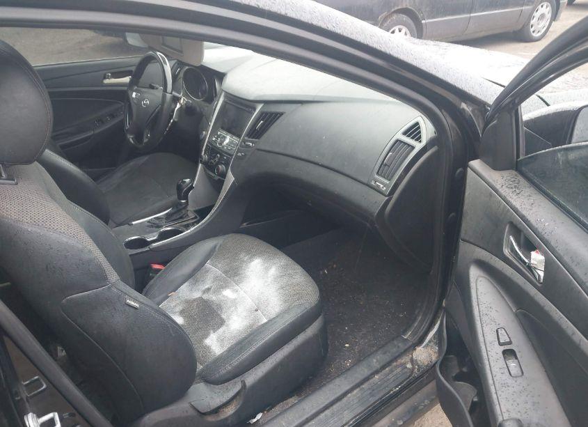 Photo 5 of 2012 Hyundai Sonata SE (VIN 5NPEC4AC0CH380946)