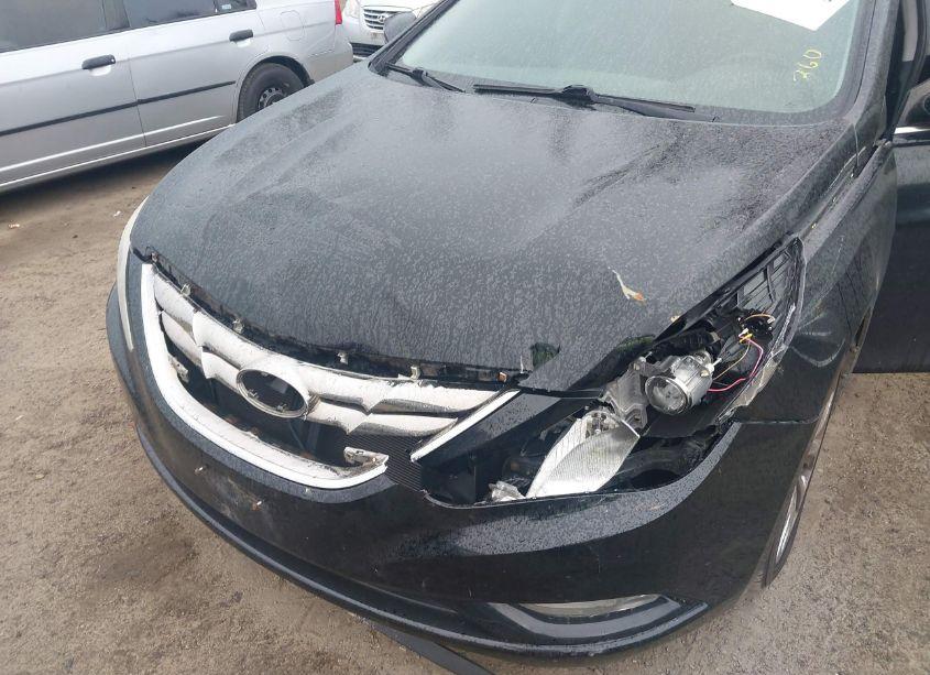Photo 6 of 2012 Hyundai Sonata SE (VIN 5NPEC4AC0CH380946)