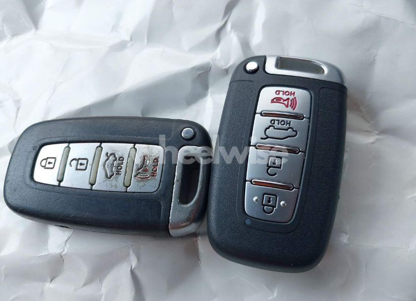 Photo 11 of 2012 Hyundai Sonata SE (VIN 5NPEC4AC0CH411449)