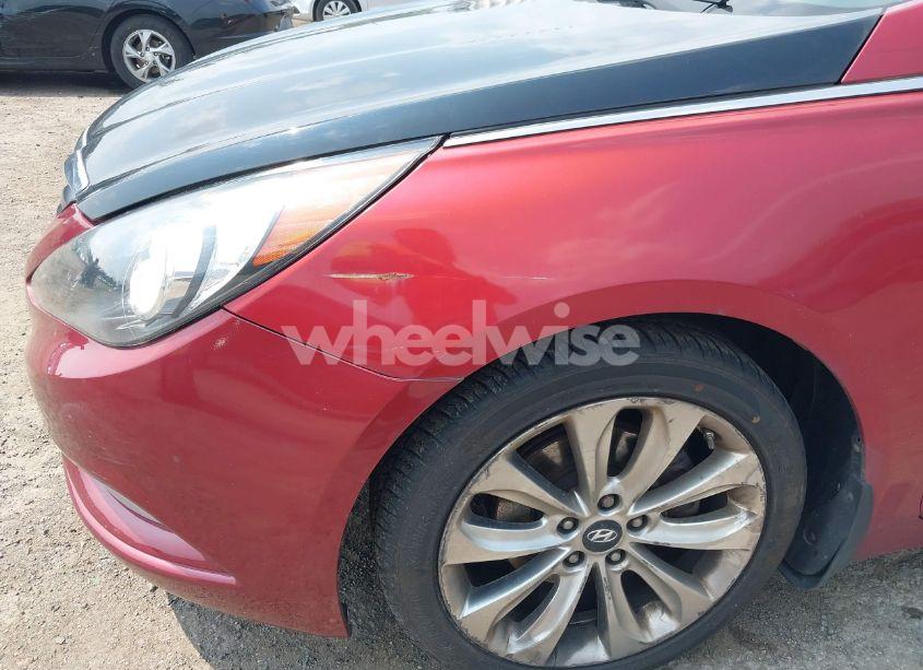 Photo 6 of 2012 Hyundai Sonata SE (VIN 5NPEC4AC0CH411449)