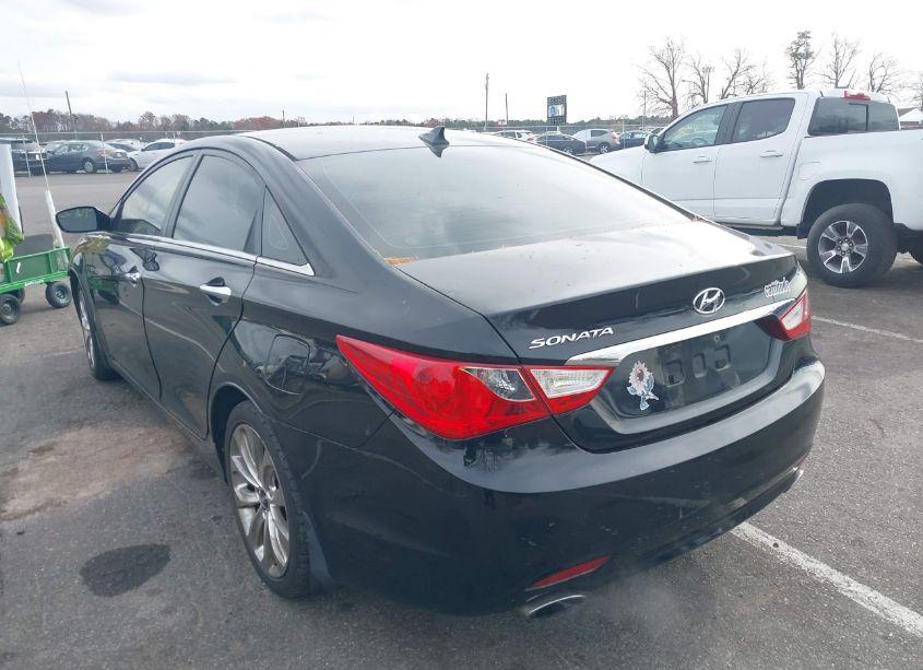Photo 3 of 2012 Hyundai Sonata SE (VIN 5NPEC4AC0CH413377)