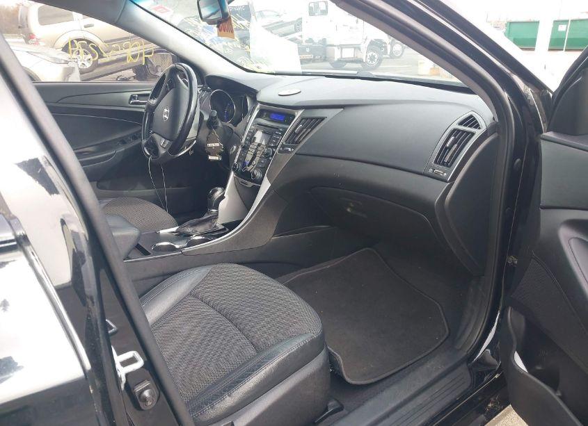 Photo 5 of 2012 Hyundai Sonata SE (VIN 5NPEC4AC0CH413377)
