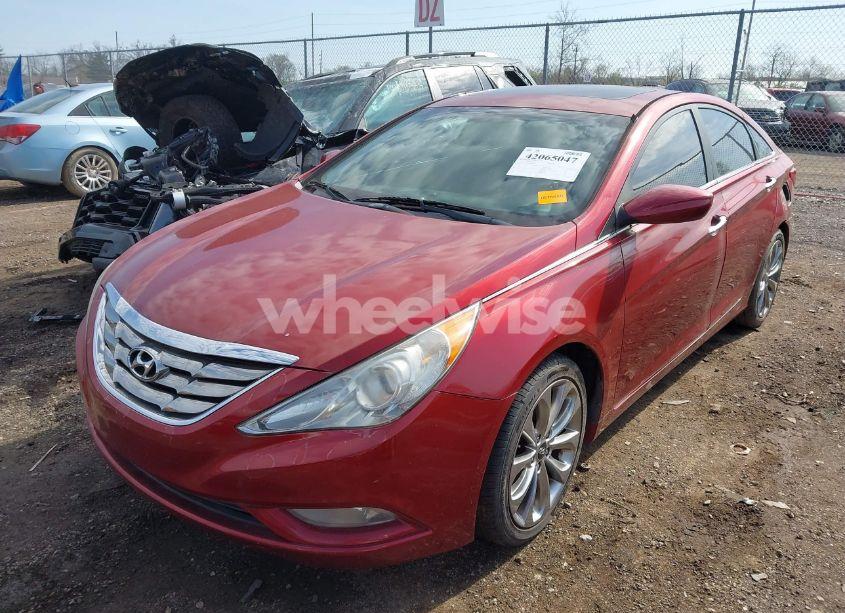 Photo 2 of 2012 Hyundai Sonata SE (VIN 5NPEC4AC0CH444533)