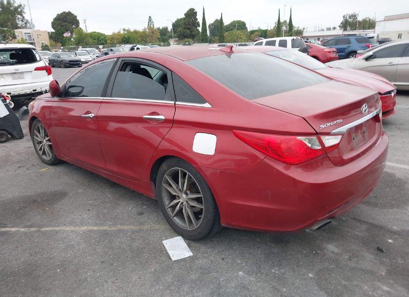 Photo 3 of 2013 Hyundai Sonata SE (VIN 5NPEC4AC0DH513349)