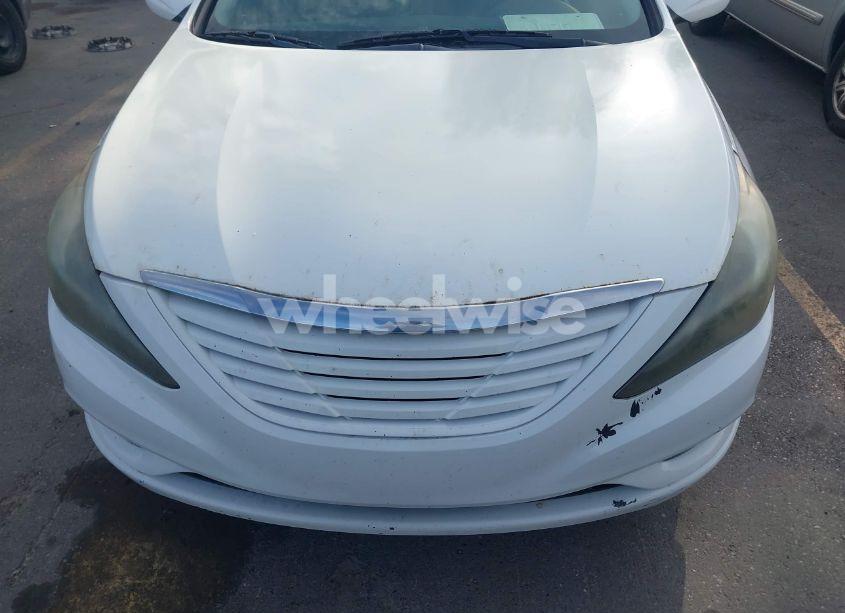 Photo 6 of 2013 Hyundai Sonata SE (VIN 5NPEC4AC0DH522004)