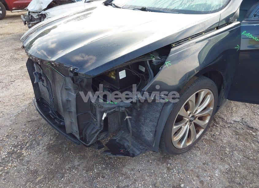 Photo 6 of 2013 Hyundai Sonata SE (VIN 5NPEC4AC0DH522973)