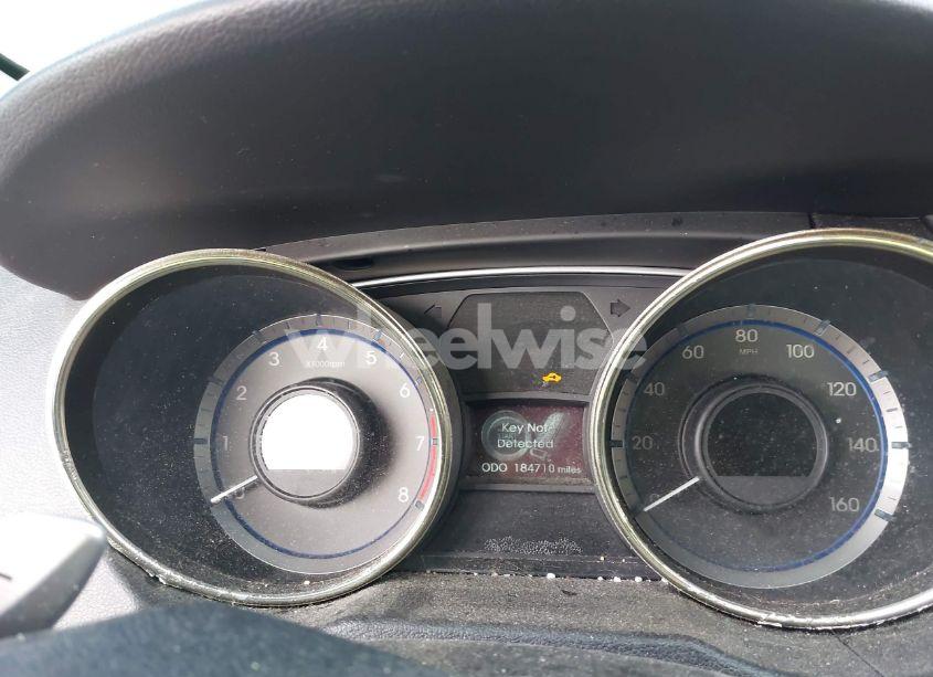 Photo 7 of 2013 Hyundai Sonata SE (VIN 5NPEC4AC0DH522973)