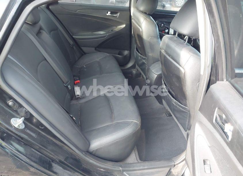 Photo 8 of 2013 Hyundai Sonata SE (VIN 5NPEC4AC0DH522973)