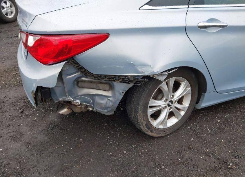 Photo 6 of 2013 Hyundai Sonata LIMITED (VIN 5NPEC4AC0DH555035)