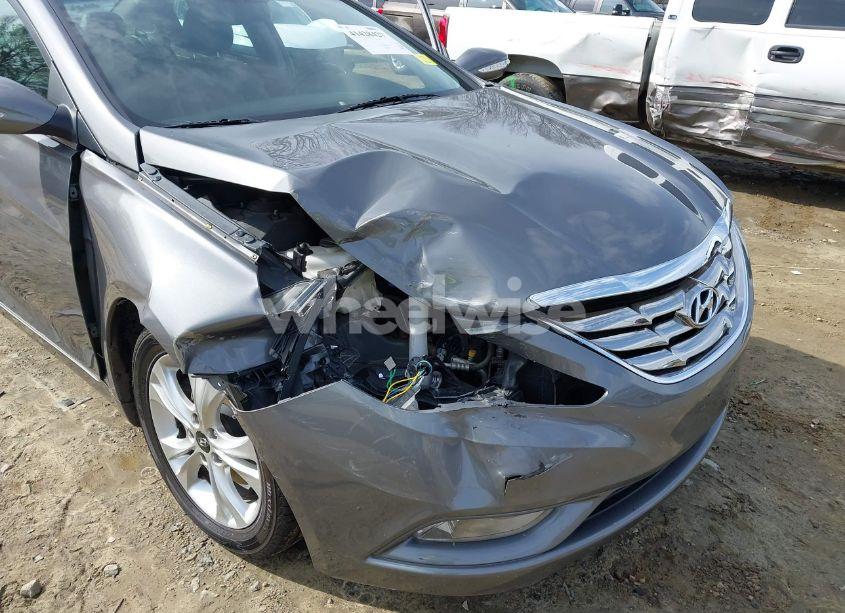 Photo 6 of 2013 Hyundai Sonata LIMITED (VIN 5NPEC4AC0DH560428)