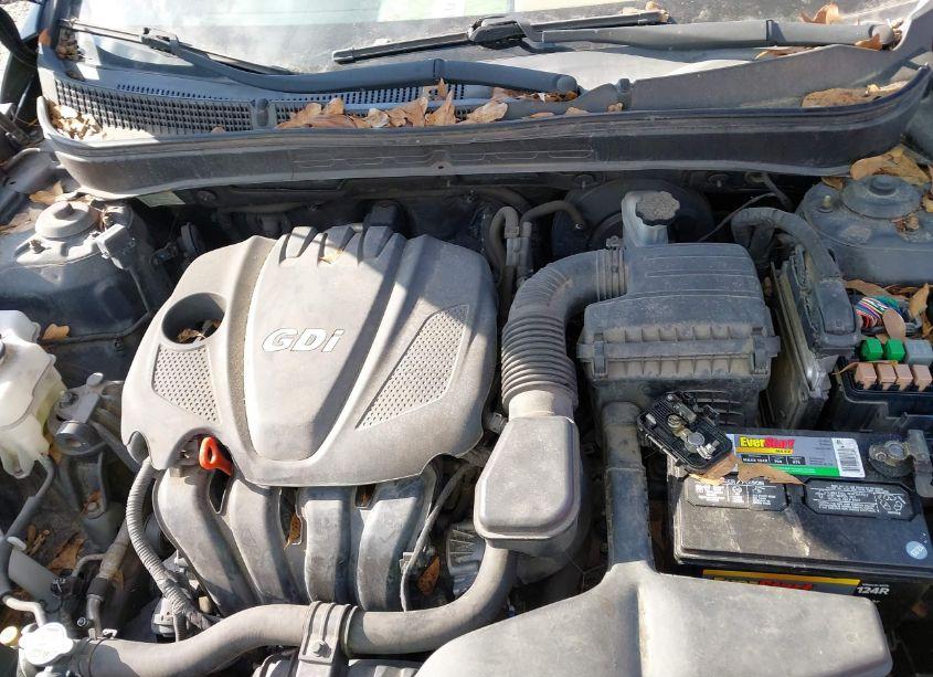 Photo 10 of 2013 Hyundai Sonata SE (VIN 5NPEC4AC0DH599407)